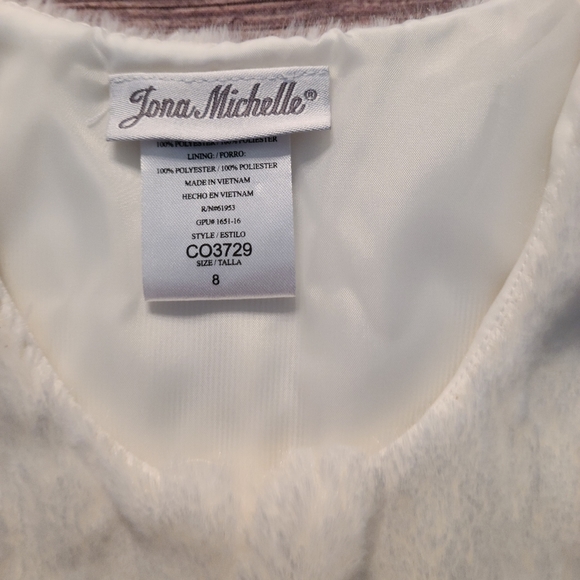 Jona Michelle creme & Gold lace/tulle dress sz 8 with "fur" wrap - Picture 5 of 5